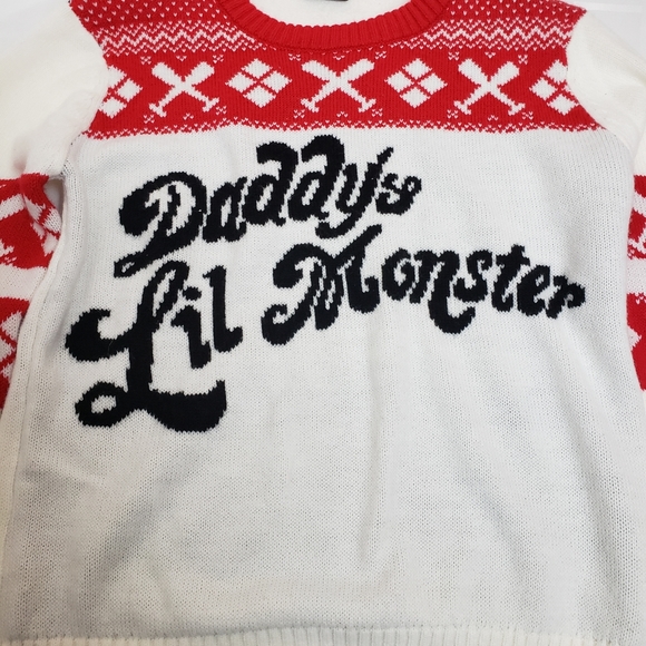 Suicide Squad Sweater | Harley Quinn - Picture 3 of 9